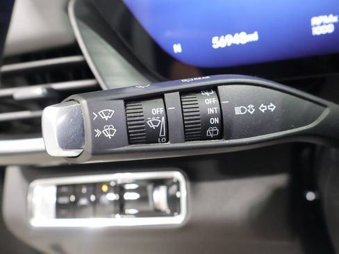 Used 2024 Buick Envision Preferred AWD/4WD image 34