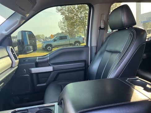 Used 2021 Ford F250 Lariat w/ Lariat Value Package image 7