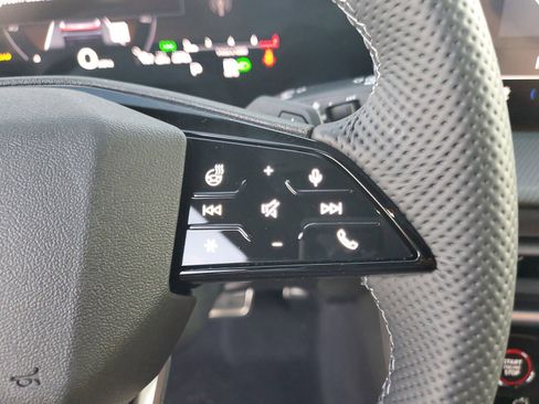 New 2025 Audi SQ5 Premium Plus image 23