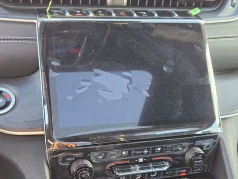 New 2025 Jeep Grand Cherokee Limited w/ Luxury Tech Group II image 23