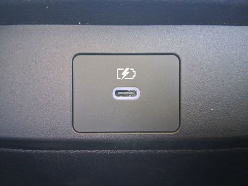 New 2026 Nissan Sentra SR w/ Floor Mat Package FWD image 28
