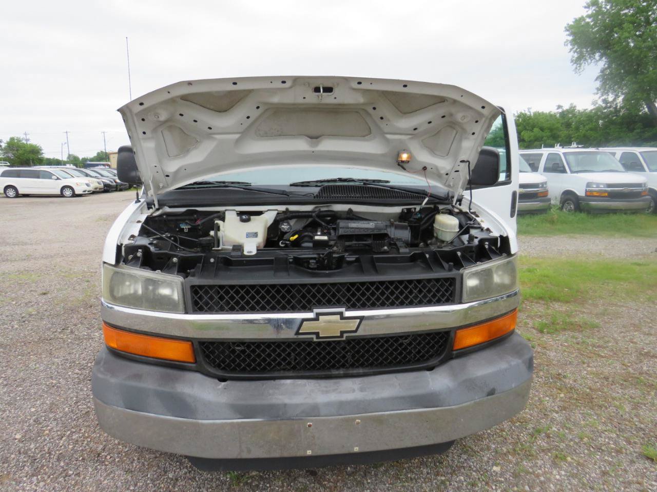 Used 2014 Chevrolet Express 2500 LT w/ LT Preferred Equipment Group RWD image 32