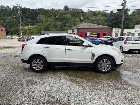 Used 2015 Cadillac SRX Luxury FWD image 5