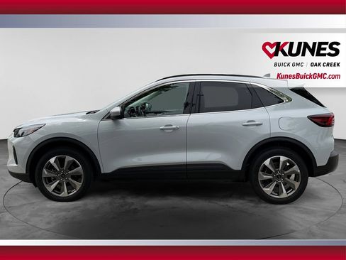 Used 2025 Ford Escape Platinum AWD/4WD image 6
