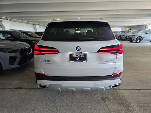 New 2026 BMW X5 sDrive40i RWD image 5
