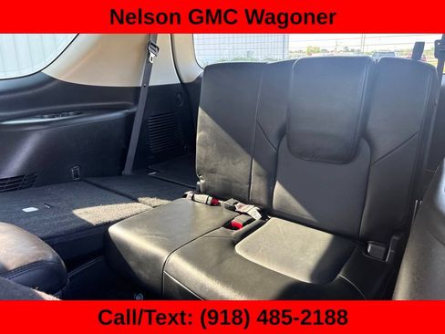 Used 2021 Nissan Armada SL w/ Captain's Chairs Package RWD image 12