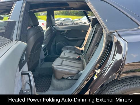 Used 2019 Audi Q8 Prestige w/ Luxury Package AWD/4WD image 31