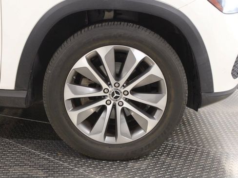 Used 2020 Mercedes-Benz GLE 350 w/ Premium Package image 16