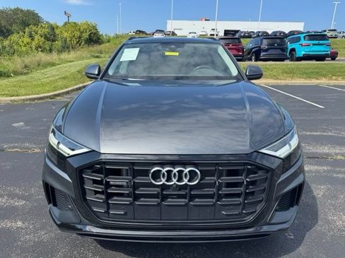 Used 2021 Audi Q8 Premium Plus w/ Premium Plus Package AWD/4WD image 8