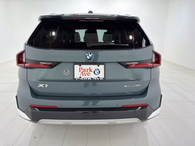 Used 2026 BMW X1 xDrive28i w/ Technology Package AWD/4WD image 4