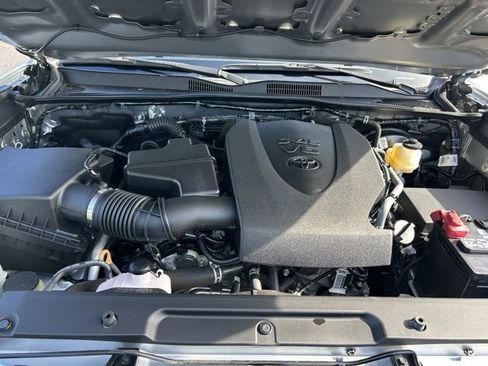 Used 2023 Toyota Tacoma SR image 11