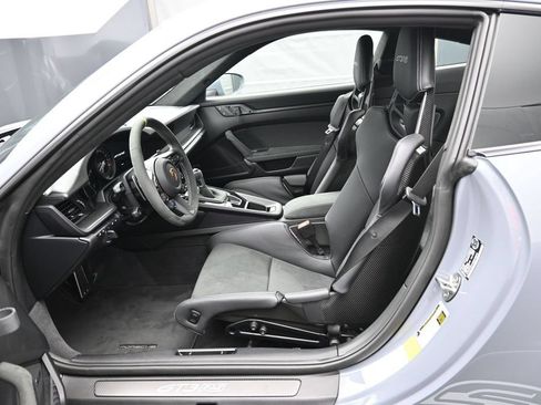 Used 2025 Porsche 911 GT3 RS RWD image 5