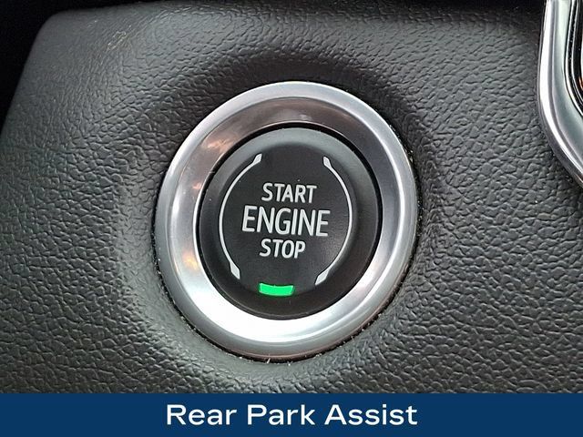 Used 2023 Chevrolet Colorado LT w/ LT Convenience Package II AWD/4WD image 19