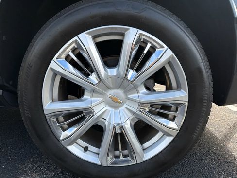 Used 2022 Chevrolet Tahoe High Country image 9