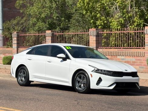Used 2021 Kia K5 LX FWD image 8