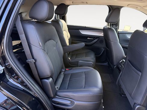 Certified 2025 MAZDA CX-90 Plug-In Hybrid w/ Preferred image 18