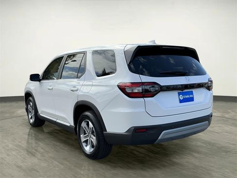 New 2025 Honda Pilot EX-L image 5
