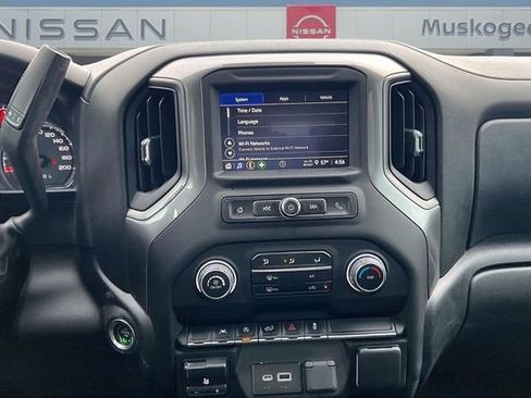 Used 2023 Chevrolet Silverado 1500 Custom w/ Rally Edition AWD/4WD image 9