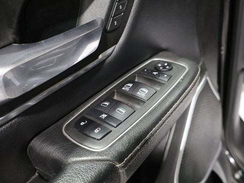 Used 2022 RAM 1500 Laramie w/ Sport Appearance Package AWD/4WD image 12