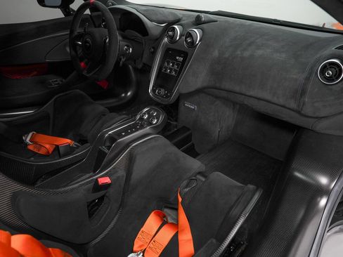 Used 2020 McLaren 620R image 38