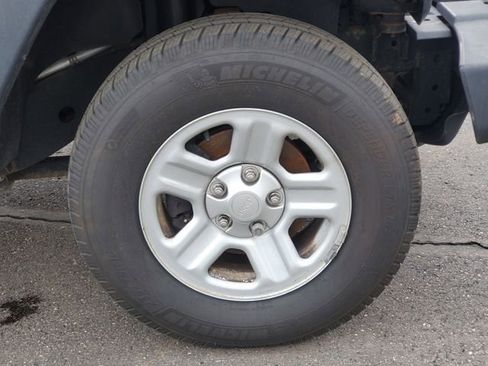 Used 2015 Jeep Wrangler Unlimited Sport w/ Connectivity Group image 6