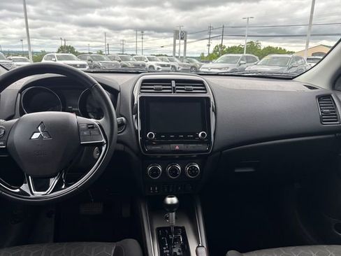 Used 2024 Mitsubishi Outlander Sport AWD image 12