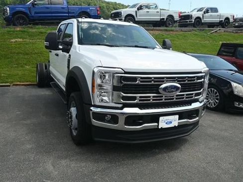 New 2026 Ford F550 4x4 Crew Cab Super Duty image 2