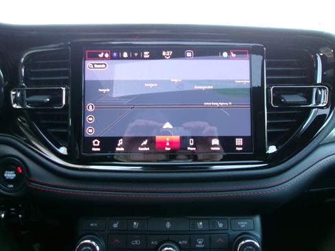 Used 2025 Dodge Durango R/T AWD/4WD image 17