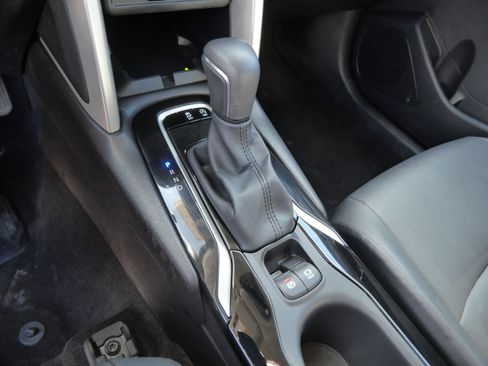 Certified 2025 Toyota Corolla Cross XLE AWD/4WD image 25