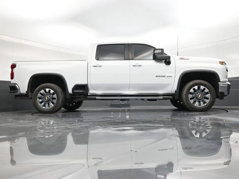 Used 2023 Chevrolet Silverado 2500 LT w/ All Star Edition AWD/4WD image 22