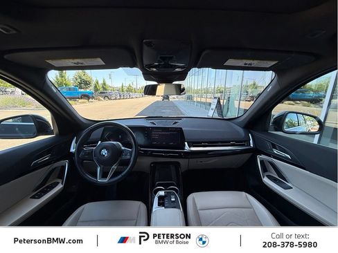 Used 2023 BMW X1 xDrive28i w/ Convenience Package AWD/4WD image 19