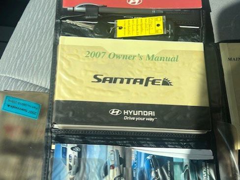 Used 2007 Hyundai Santa Fe GL image 12