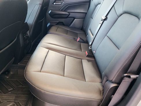 Used 2023 Chevrolet Colorado LT w/ LT Convenience Package III RWD image 15