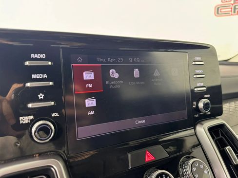 Used 2023 Kia Sorento LX AWD/4WD image 19