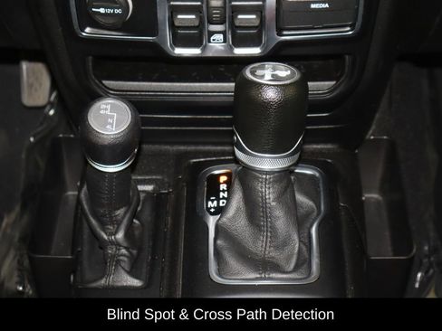 Used 2021 Jeep Wrangler Unlimited Sport image 27