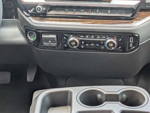 New 2026 GMC Sierra 1500 SLE w/ X31 Off-Road Package AWD/4WD image 24