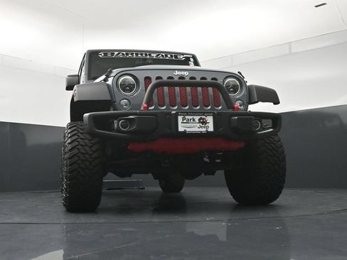 Used 2015 Jeep Wrangler Unlimited Rubicon AWD/4WD image 19