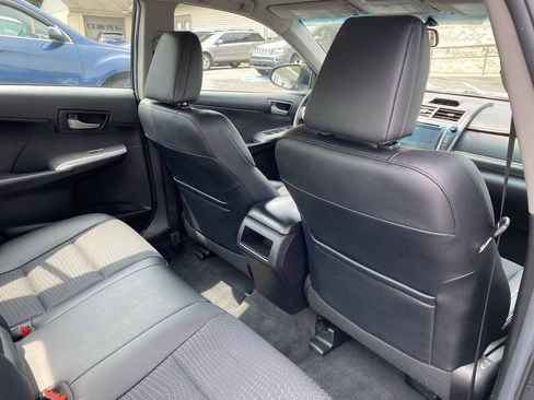 Used 2014 Toyota Camry SE FWD image 20