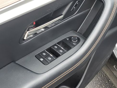 Used 2024 MAZDA CX-90 Plug-In Hybrid w/ Preferred image 21