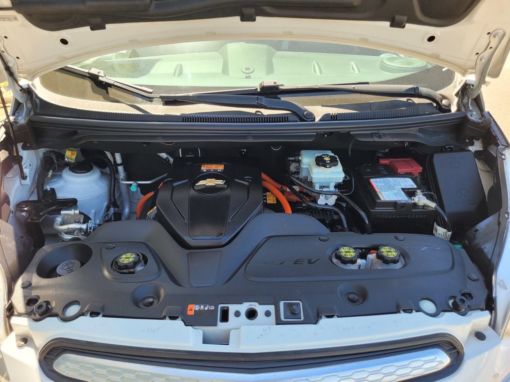 Used 2016 Chevrolet Spark LT FWD image 40