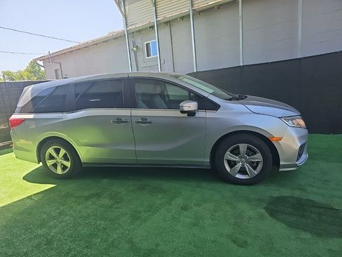 Used 2018 Honda Odyssey EX-L image 4