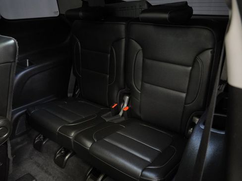 Used 2021 GMC Acadia SLT AWD/4WD image 20