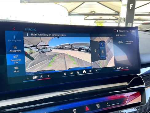 Used 2025 BMW M5 w/ Carbon Package image 27