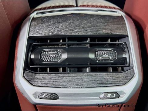 Used 2023 BMW 740i RWD image 26