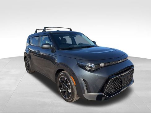 Certified 2025 Kia Soul EX image 9