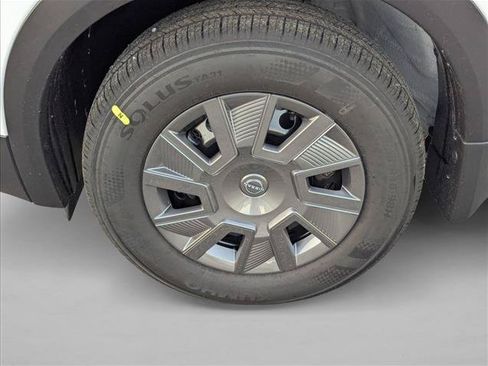 New 2026 Nissan Kicks S FWD image 9