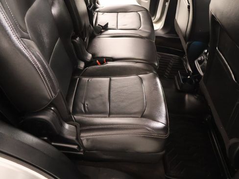 Used 2018 Ford Explorer Limited AWD/4WD image 16