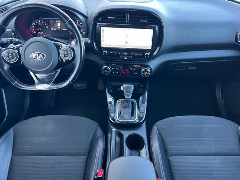 Used 2021 Kia Soul Turbo FWD image 10