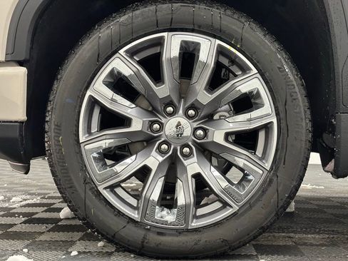 New 2026 GMC Sierra 1500 Denali w/ Denali Reserve Package image 15