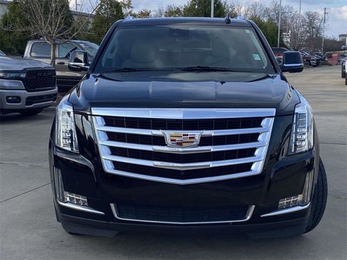 Used 2020 Cadillac Escalade ESV Luxury image 37